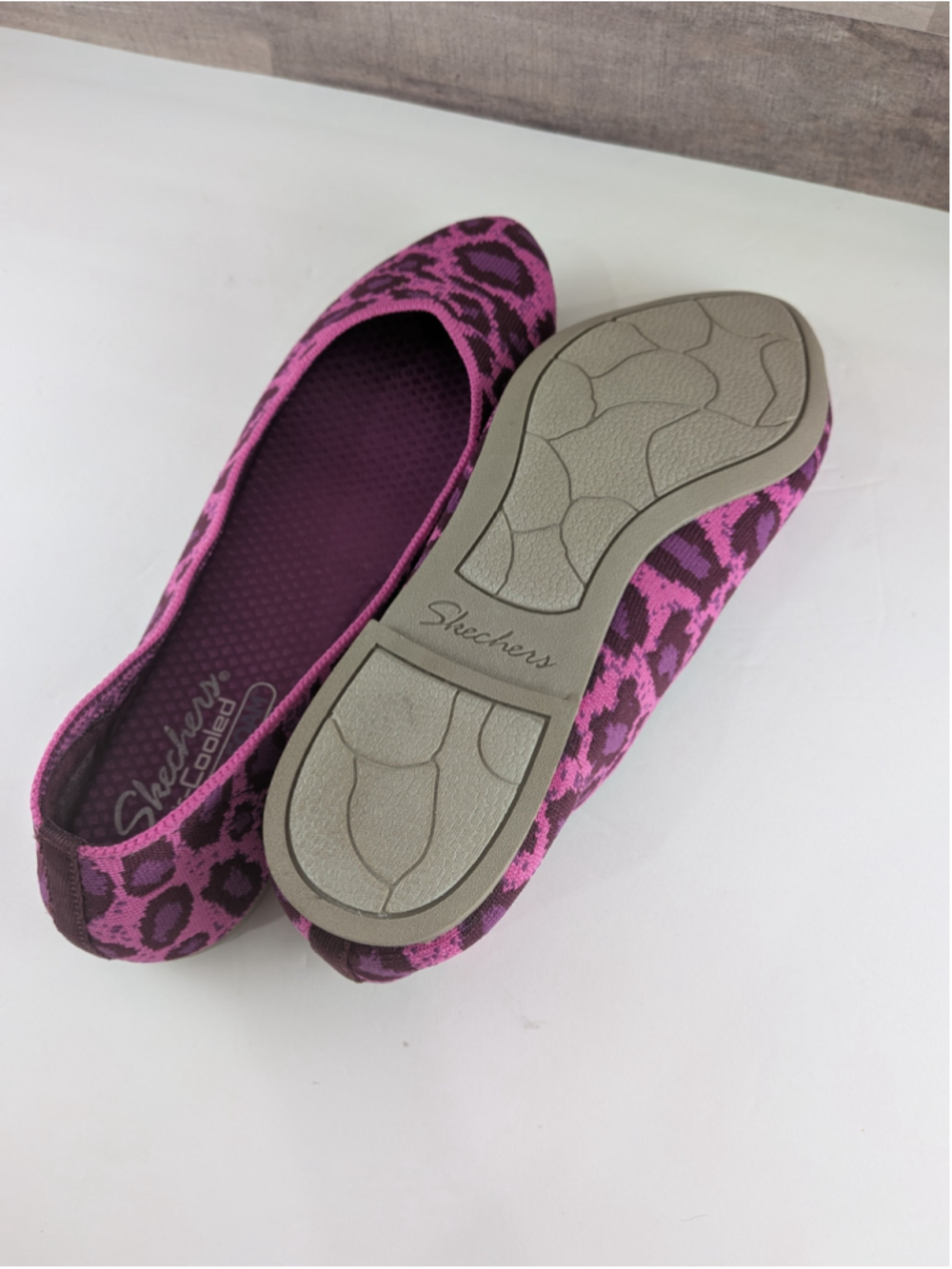 Skechers Flats Size 9 Purple Pink Animal Print - Picture 7 of 8